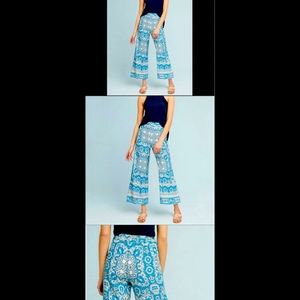Anthropologie like new cropped trousers. Size 00P